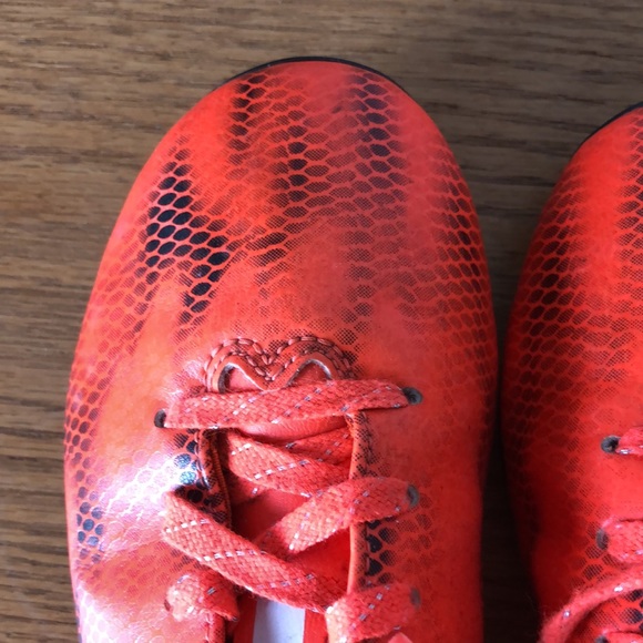 Adidas soccer cleats - Picture 2 of 6